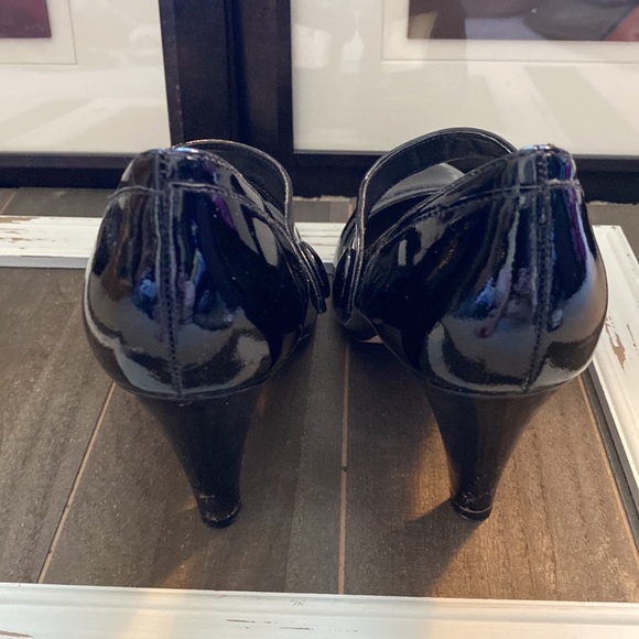 DONATED Antonio Melani black heels - Picture 3 of 5